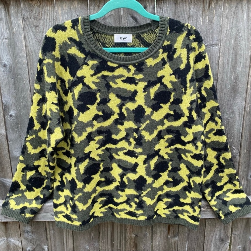 B.yu Made in Italy Alpaca Wool Blend Camouflage Crew Neck Long Sleeve Sw…
